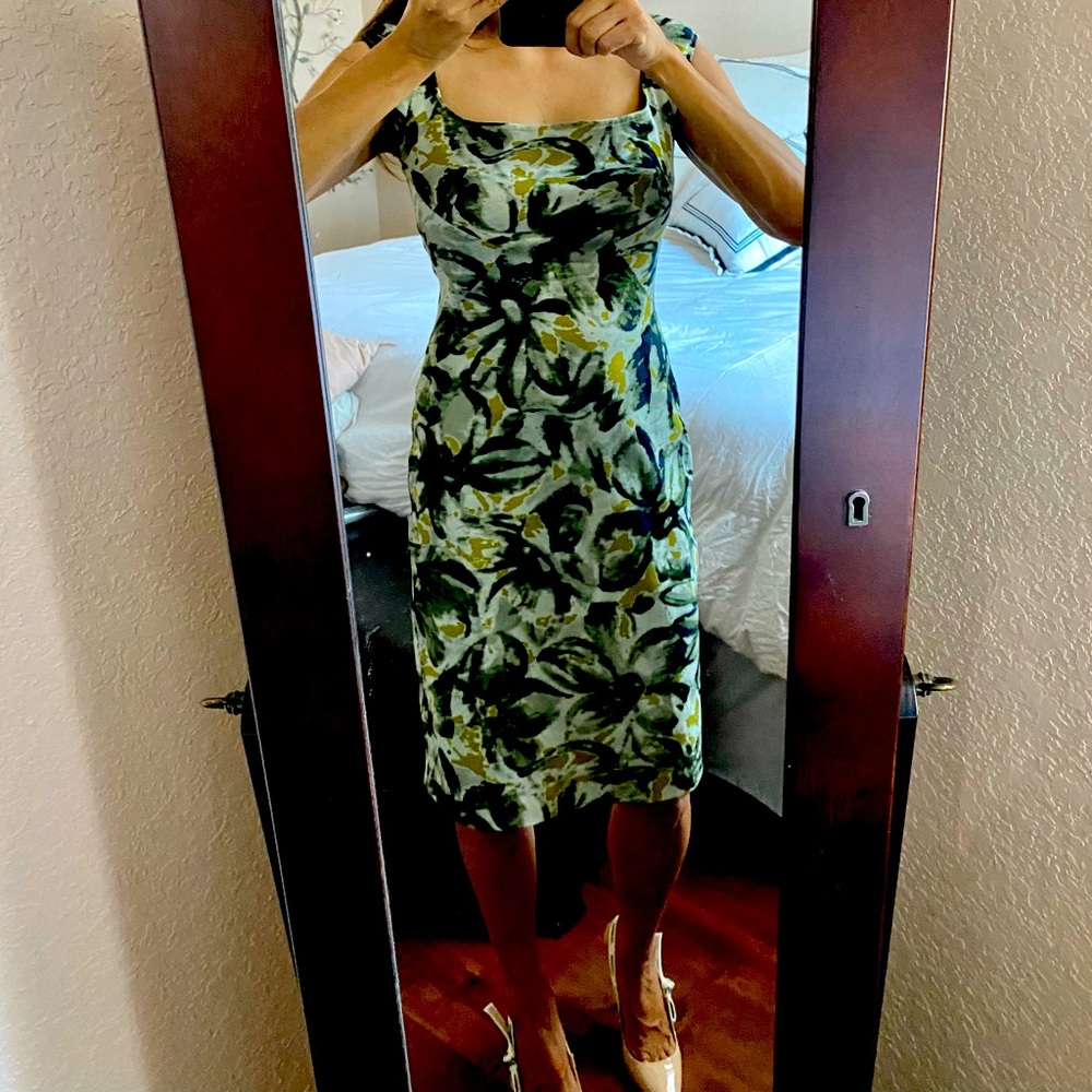 Beautiful midi dress by Jessica Simpson size4